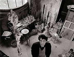 "Alberto Giacometti dans son atelier", 30 x 40 cm. 1951 - © Atelier Robert Doisneau  - doisneau
