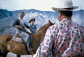 "Palm Springs, Promenade à cheval" - © Atelier Robert Doisneau  - doisneau
